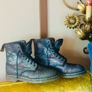Doc Martens MADE IN ENGLAND! Sized 8 UK (6 US) ⚡️✨